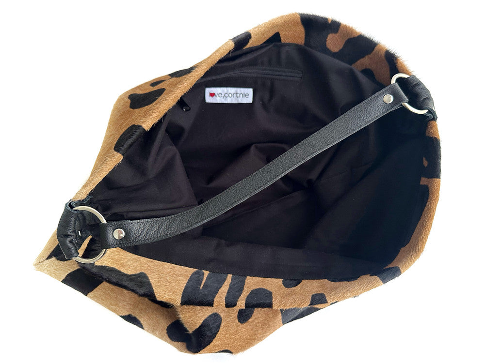 Delta Shoulder Bag - Jaguar Print