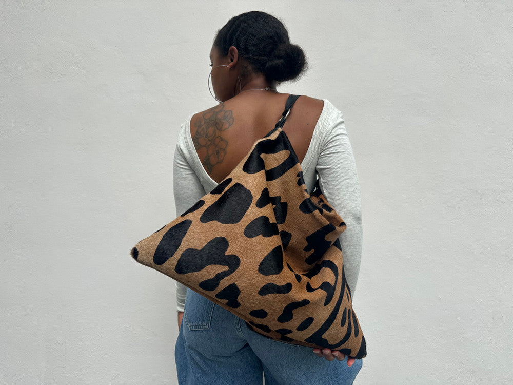 Delta Shoulder Bag - Jaguar Print